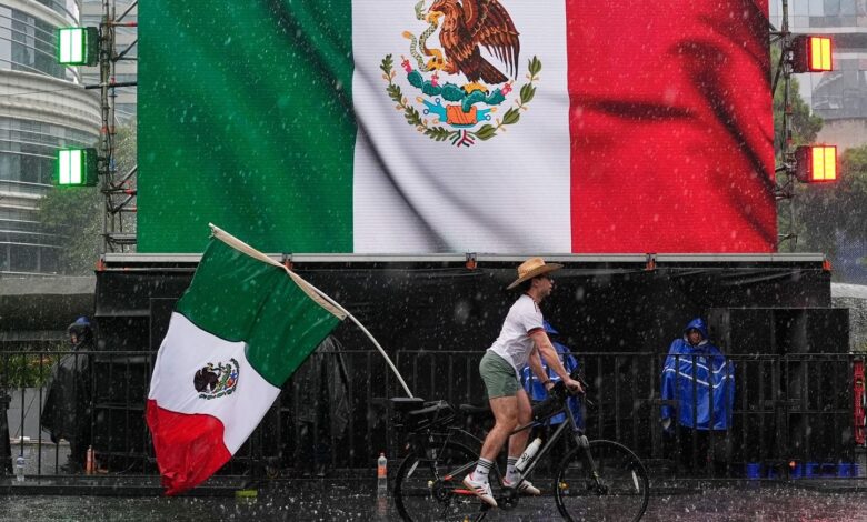 EN VIVO Mundial 2026: ¿México-Inglaterra retrasados por tormenta? Ronaldo cree que “no es tan malo como dicen” EN VIVO Mundial 2026: ¿México-Inglaterra retrasados por tormenta? Ronaldo cree que “no es tan malo como dicen”